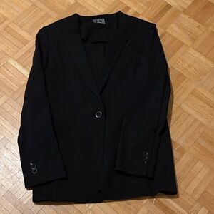 Mirabelli Classic Black Women's Blazer